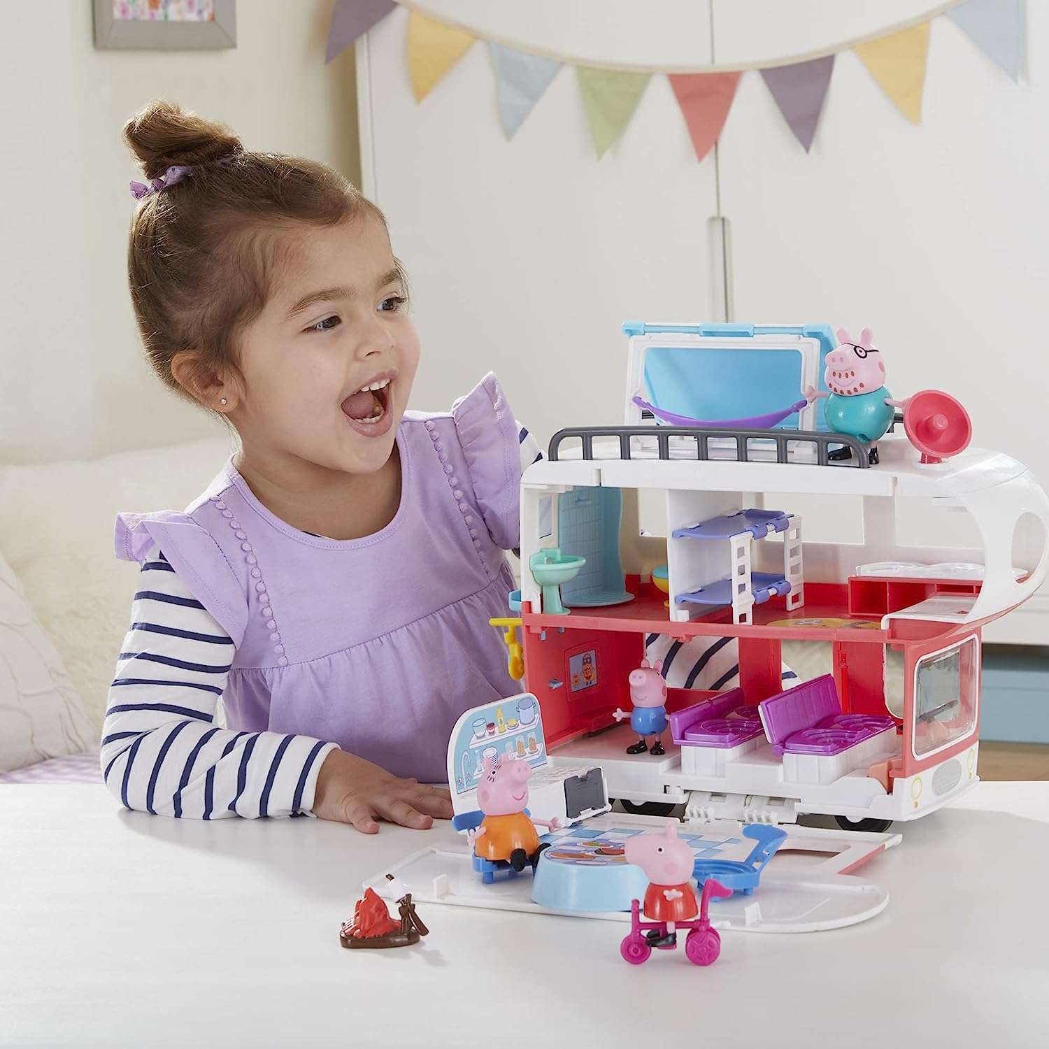 Peppa Pig Peppa’s Adventures Peppa’s Family Motorhome Preschool Toy, Vehicle to RV Playset, Plays Sounds and Music, Ages 3 and up - 3