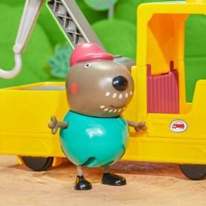 Peppa Pig Granddad Dog's Tow Truck Construction Vehicle and Figure Set, Preschool Toys for Boys and Girls 3 Years and Up - 12